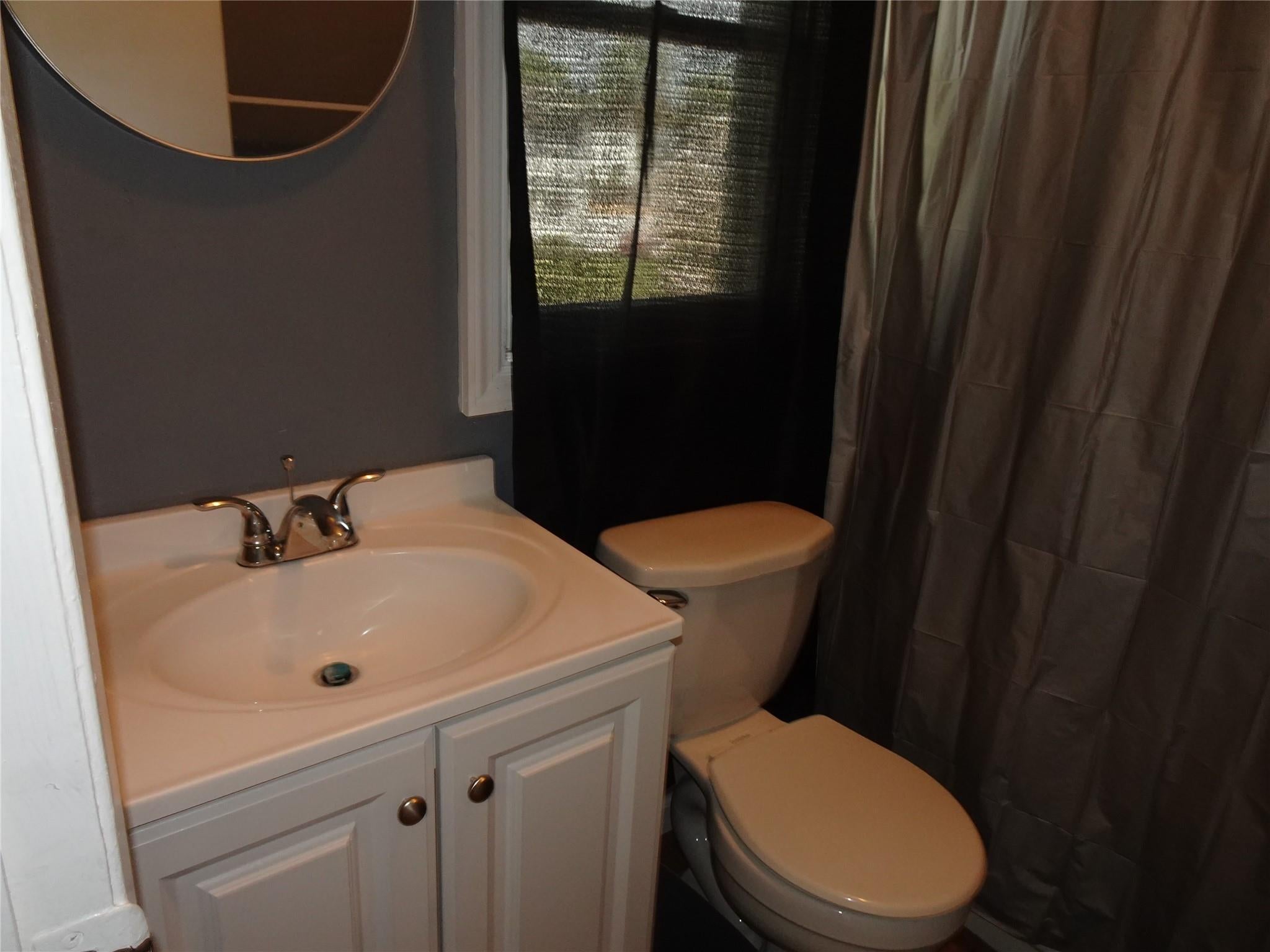 Centereach, New York, 11720, United States, 5 Bedrooms Bedrooms, ,4 BathroomsBathrooms,Residential,For Sale,1944834