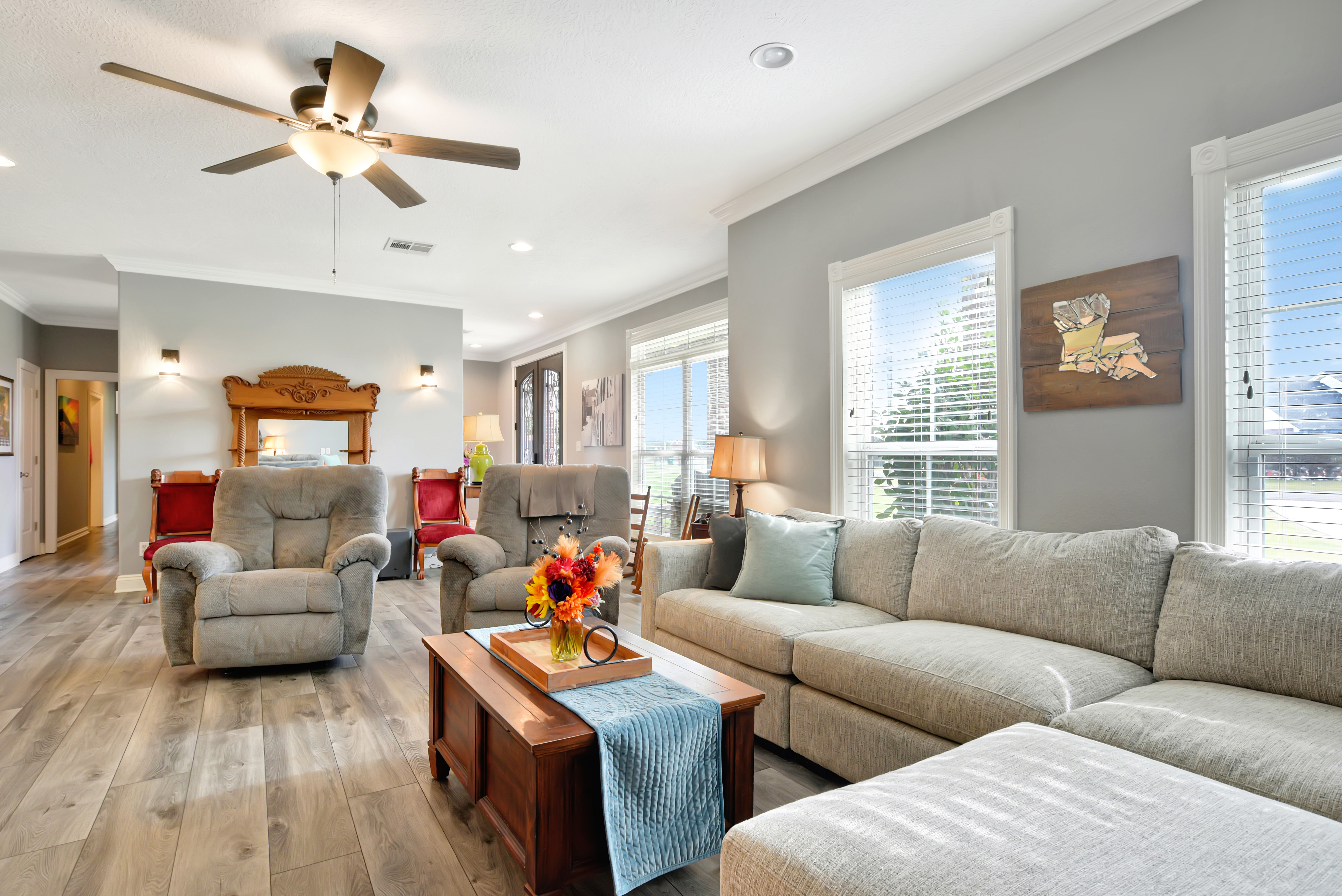 Westlake, Louisiana, 70669, United States, 4 Bedrooms Bedrooms, ,3 BathroomsBathrooms,Residential,For Sale,2001563