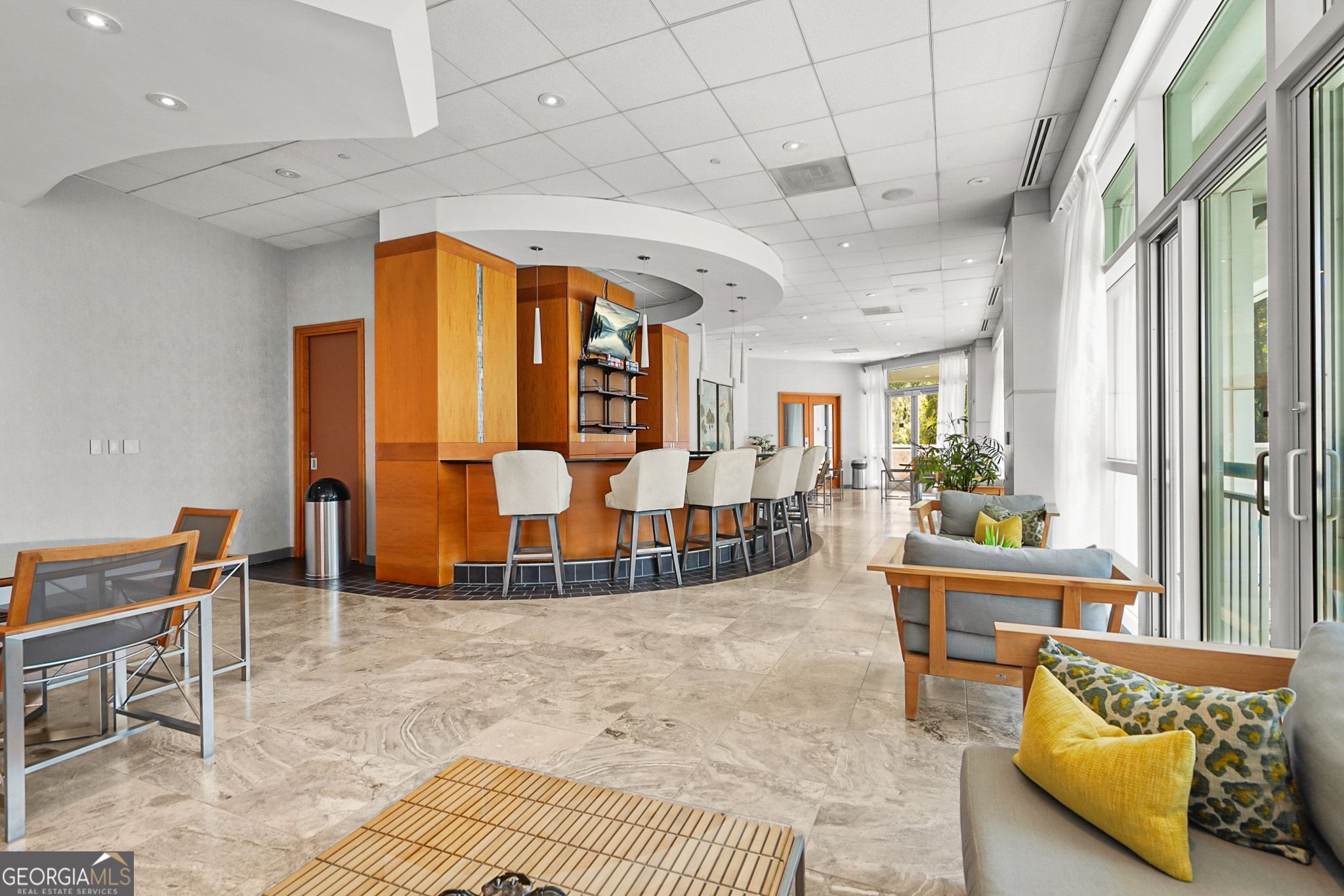 Atlanta, Georgia, 30326, United States, 2 Bedrooms Bedrooms, ,3 BathroomsBathrooms,Residential,For Sale,2001794