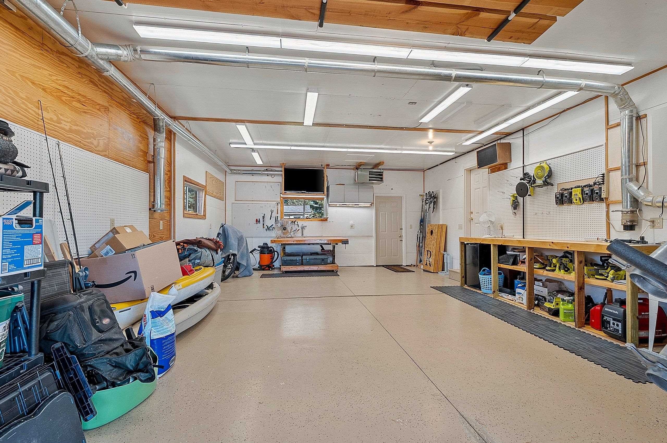 GREEN BAY, Wisconsin, 54313, United States, 4 Bedrooms Bedrooms, ,4 BathroomsBathrooms,Residential,For Sale,2048613