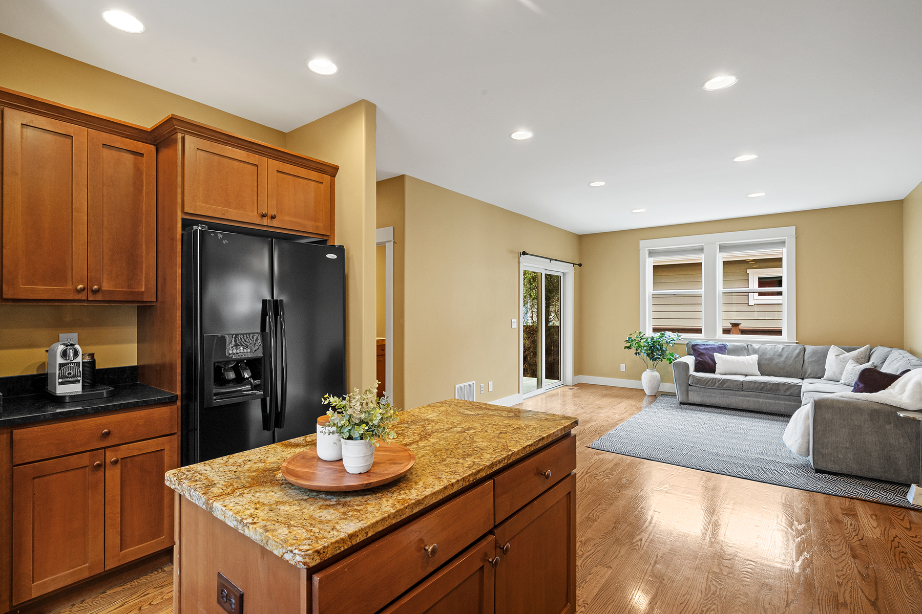  3179 Spring Ridge Drive - 物件實景