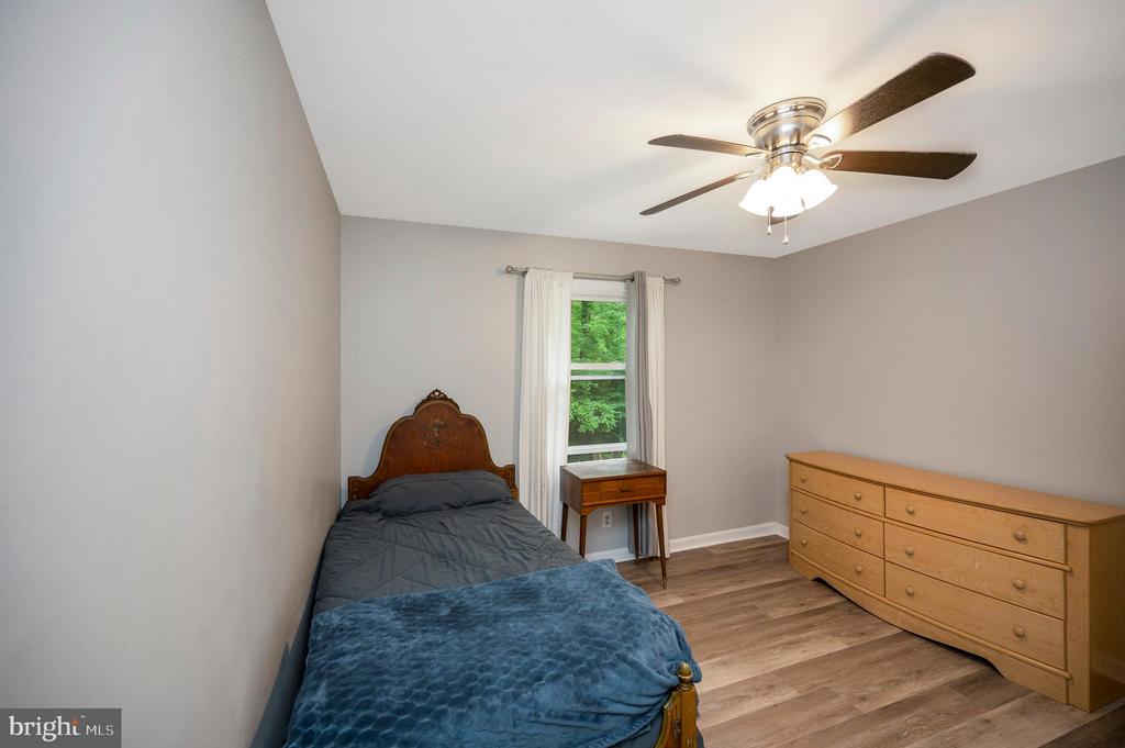 Fredericksburg, Virginia, 22406, United States, 3 Bedrooms Bedrooms, ,2 BathroomsBathrooms,Residential,For Sale,2049336