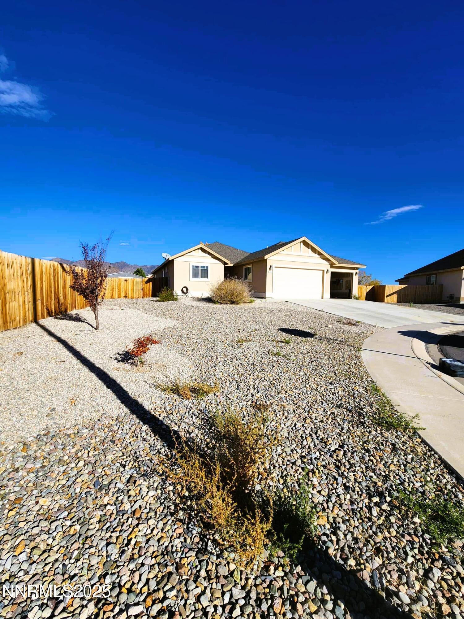 Dayton, Nevada, 89403, United States, 4 Bedrooms Bedrooms, ,3 BathroomsBathrooms,Residential,For Sale,1989070