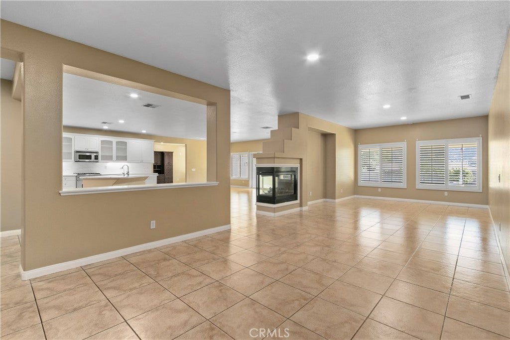 Banning, California, 92220, United States, 4 Bedrooms Bedrooms, ,3 BathroomsBathrooms,Residential,For Sale,1987366