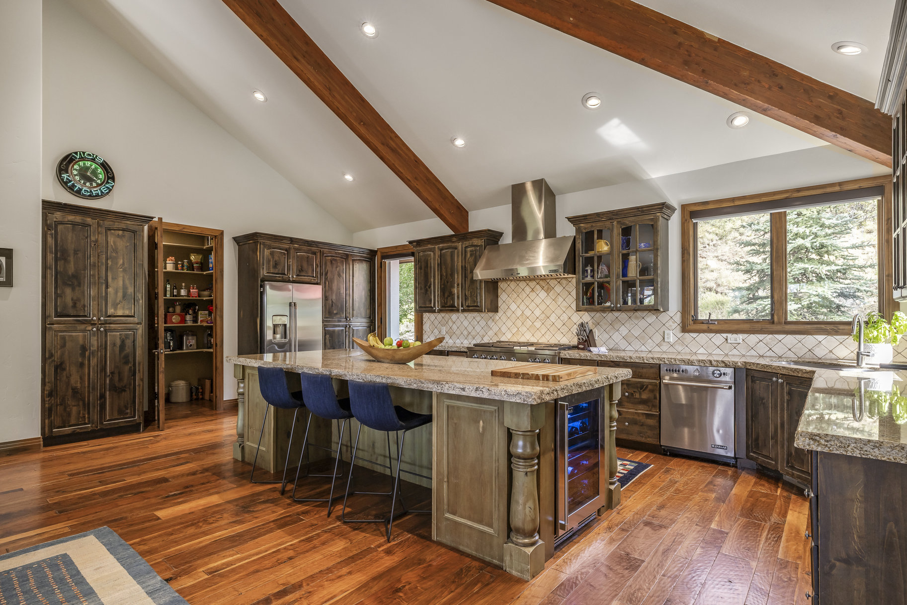  Timeless Mountain Retreat in Chatham Hills next to Rail Trail - 物件實景