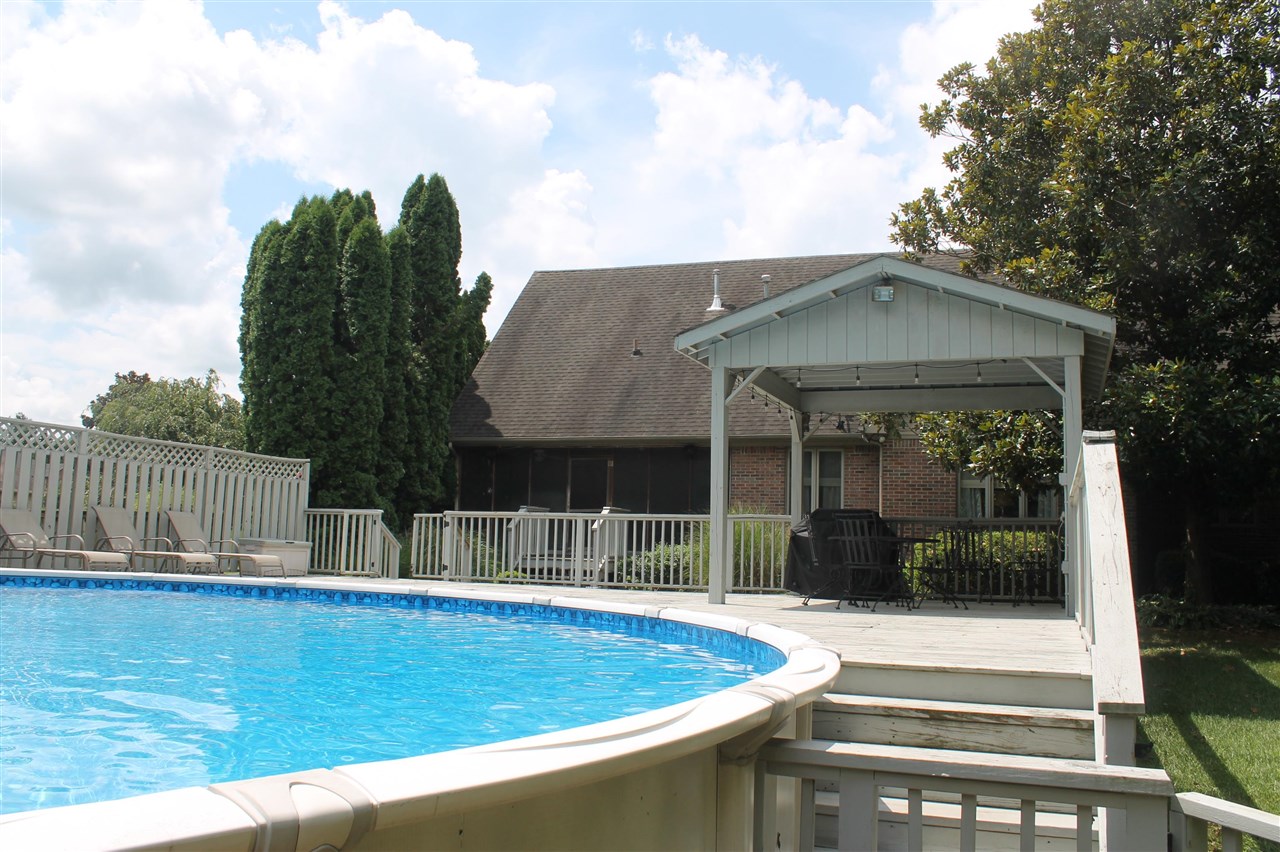 Alvaton, Kentucky, 42122, United States, 5 Bedrooms Bedrooms, ,4 BathroomsBathrooms,Residential,For Sale,1908612