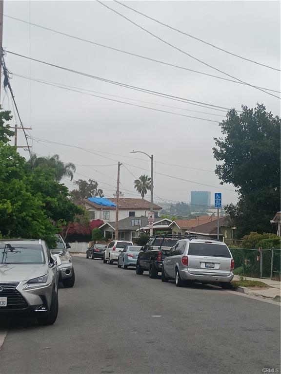 Los Angeles, California, 90032, United States, 4 Bedrooms Bedrooms, ,Residential,For Sale,1823077