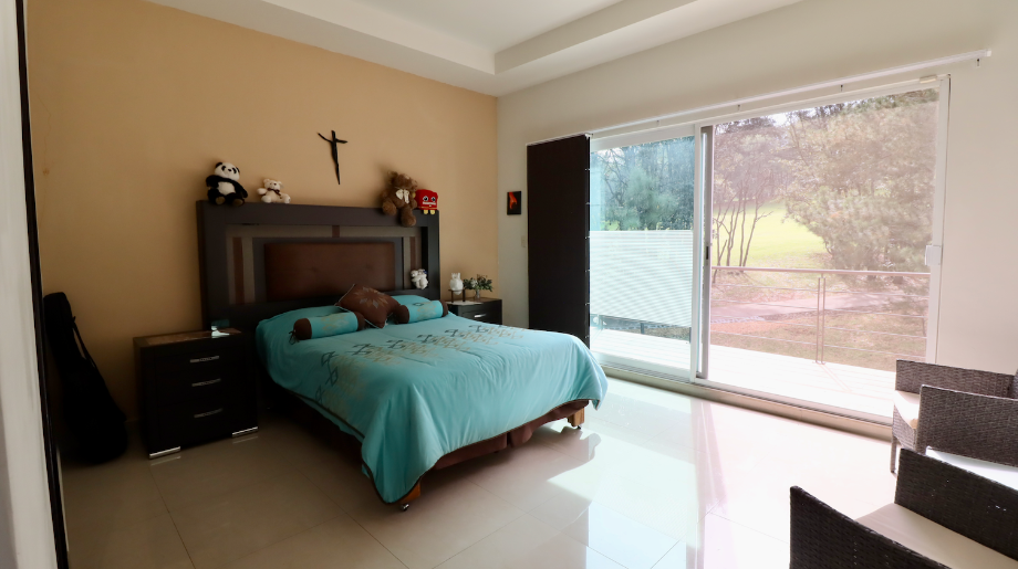 Morelia, Michoacán de Ocampo, 58350, Mexico, 4 Bedrooms Bedrooms, ,4 BathroomsBathrooms,Residential,For Sale,1998426