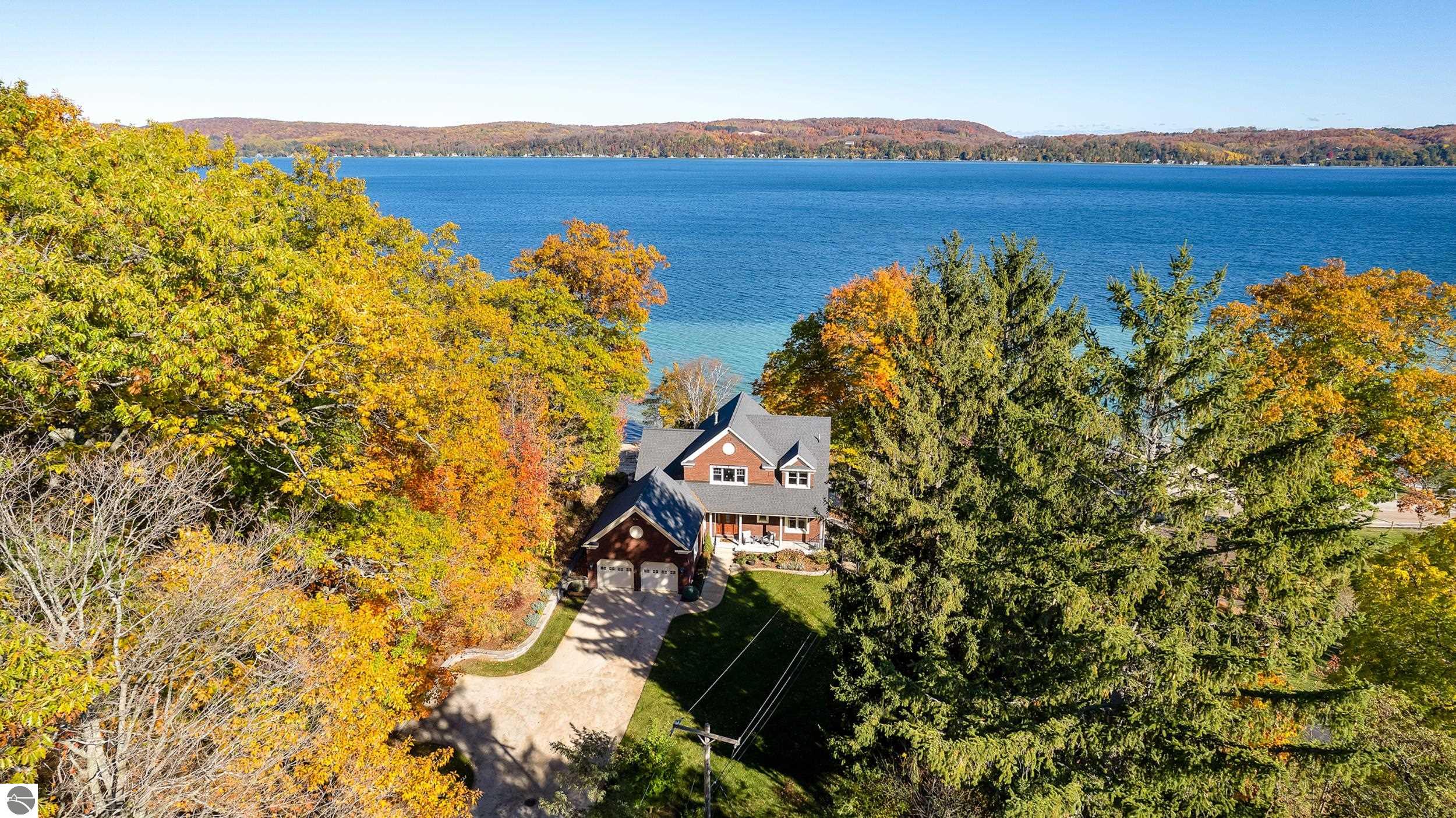 Beulah, Michigan, 49617, United States, 5 Bedrooms Bedrooms, ,3 BathroomsBathrooms,Residential,For Sale,1997758