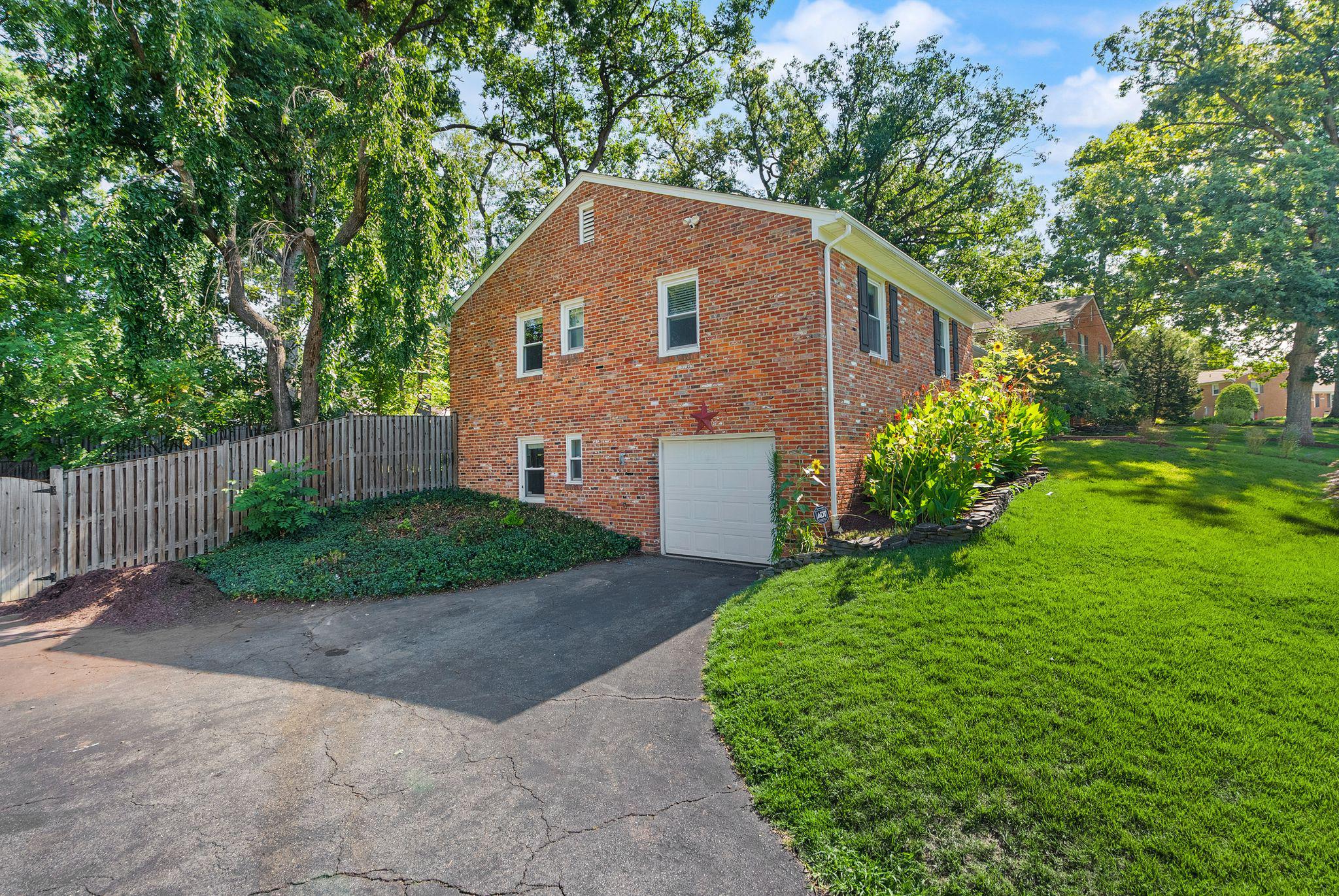  5008 Larno Drive, Alexandria, VA, 22310 - 物件實景
