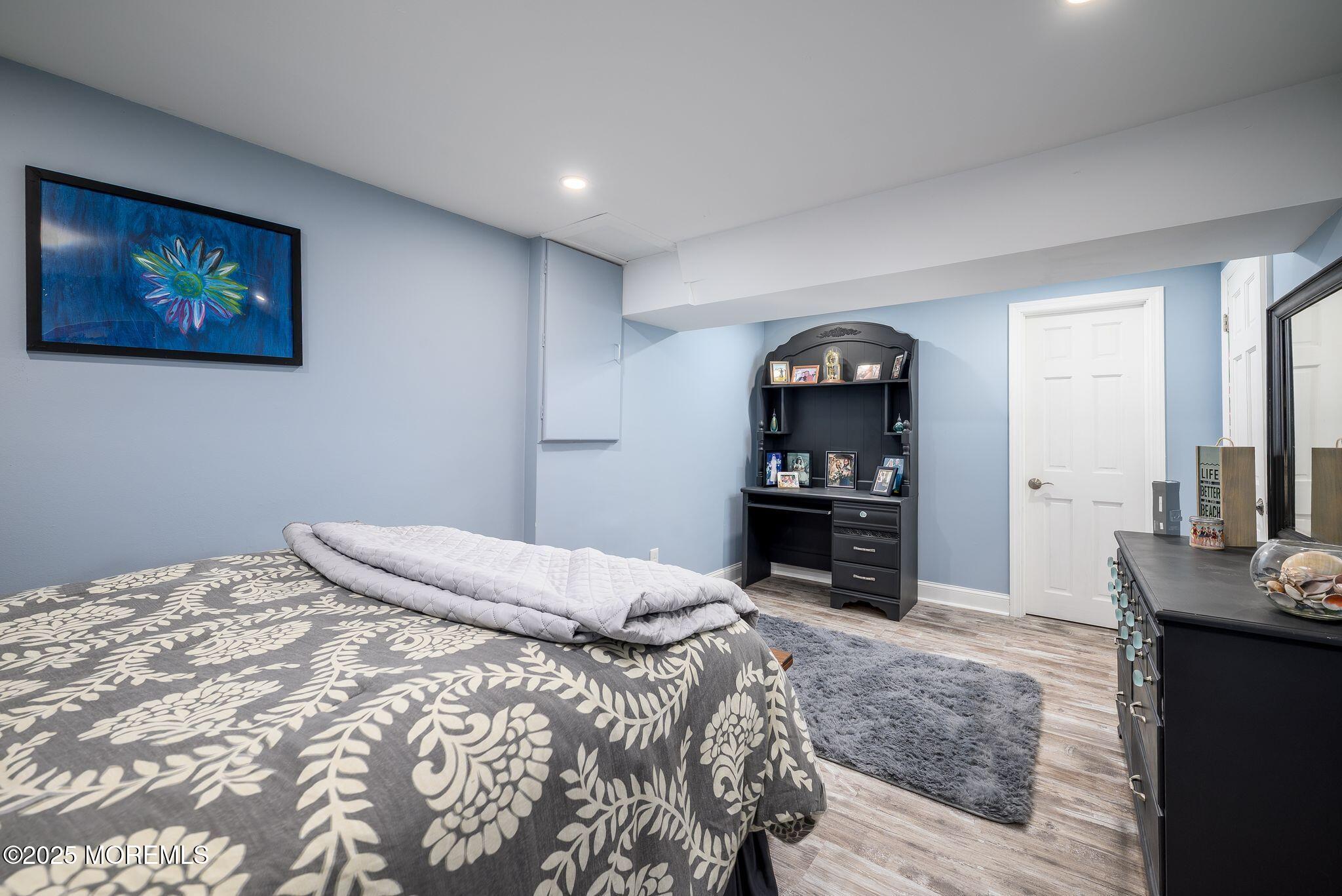 Howell, New Jersey, 07731, United States, 3 Bedrooms Bedrooms, ,2 BathroomsBathrooms,Residential,For Sale,1890448