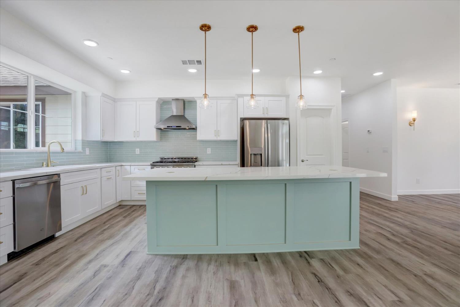 Grass Valley, California, 95949, United States, 4 Bedrooms Bedrooms, ,3 BathroomsBathrooms,Residential,For Sale,1979972