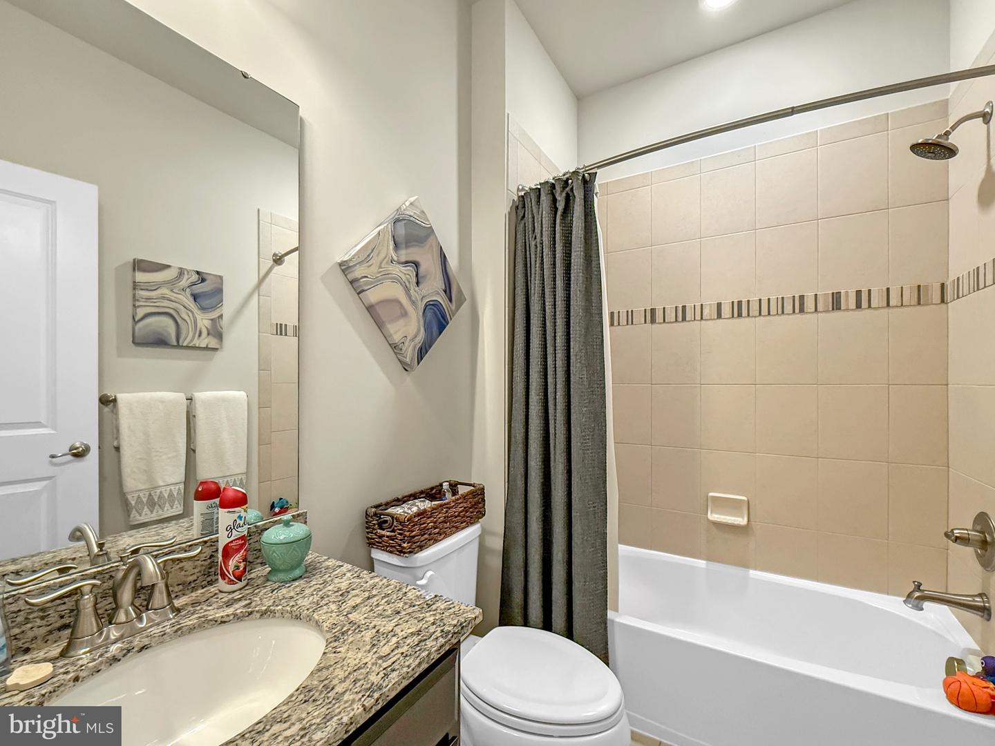 Glen Burnie, Maryland, 21060, United States, 3 Bedrooms Bedrooms, ,3 BathroomsBathrooms,Residential,For Sale,1918197
