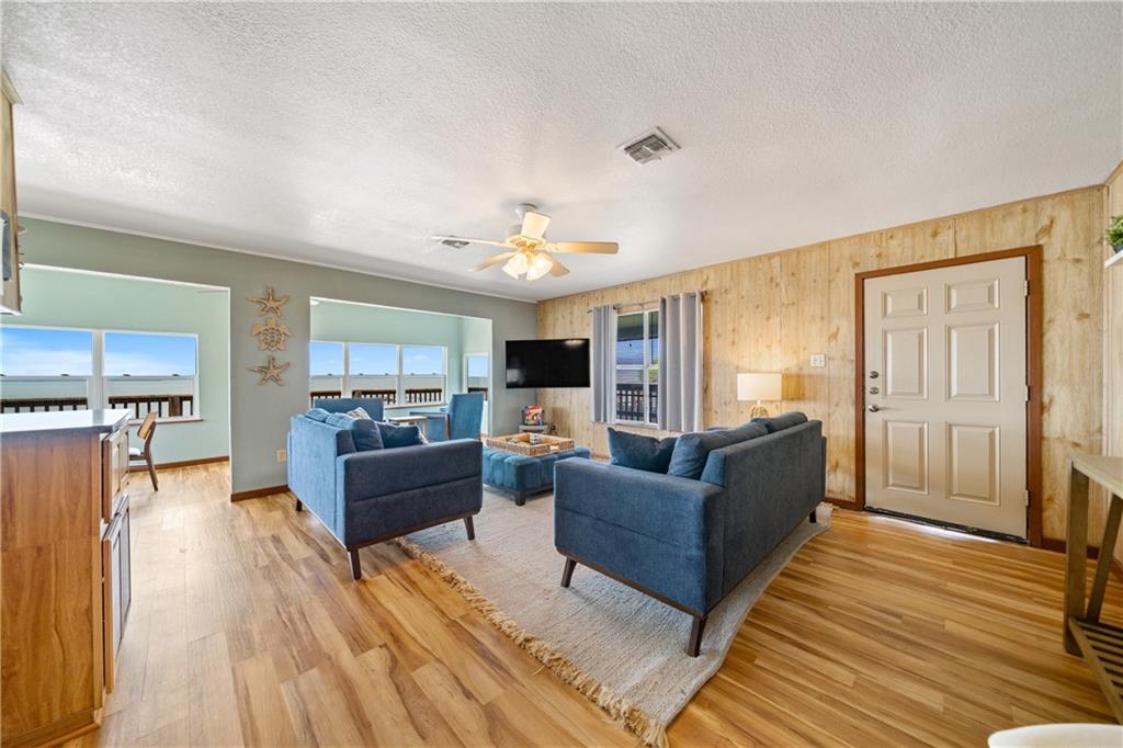 Riviera, Texas, 78379, United States, 3 Bedrooms Bedrooms, ,2 BathroomsBathrooms,Residential,For Sale,1857703