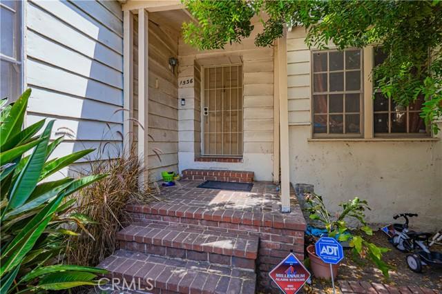 Los Angeles, California, 90024, United States, 3 Bedrooms Bedrooms, ,2 BathroomsBathrooms,Residential,For Sale,1868627