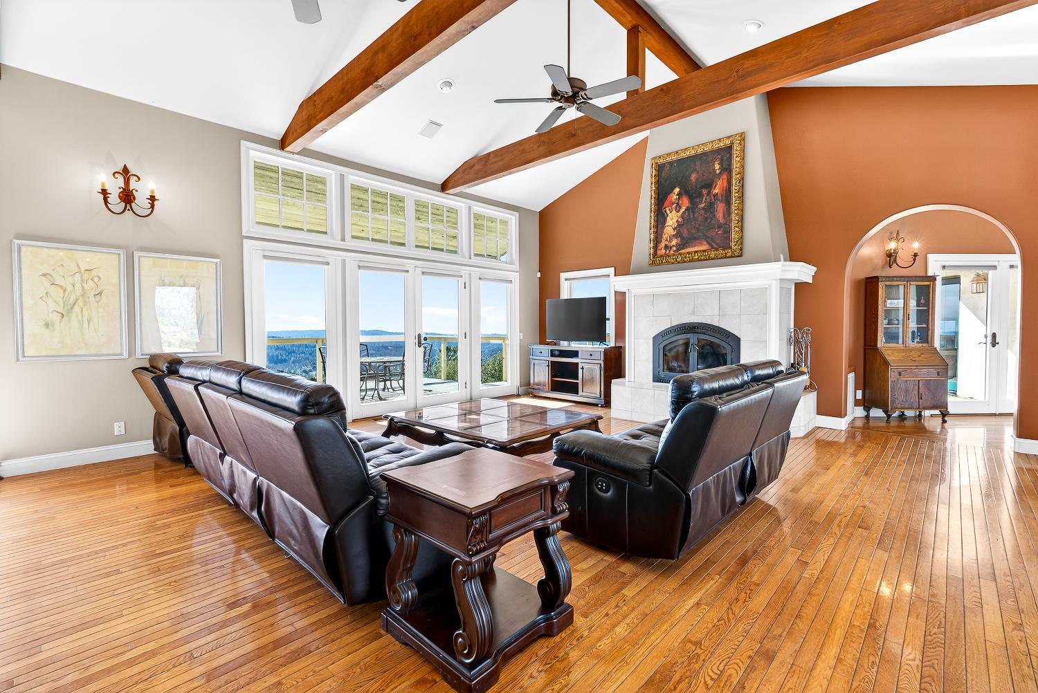 Grass Valley, California, 95949, United States, 3 Bedrooms Bedrooms, ,3 BathroomsBathrooms,Residential,For Sale,2048719