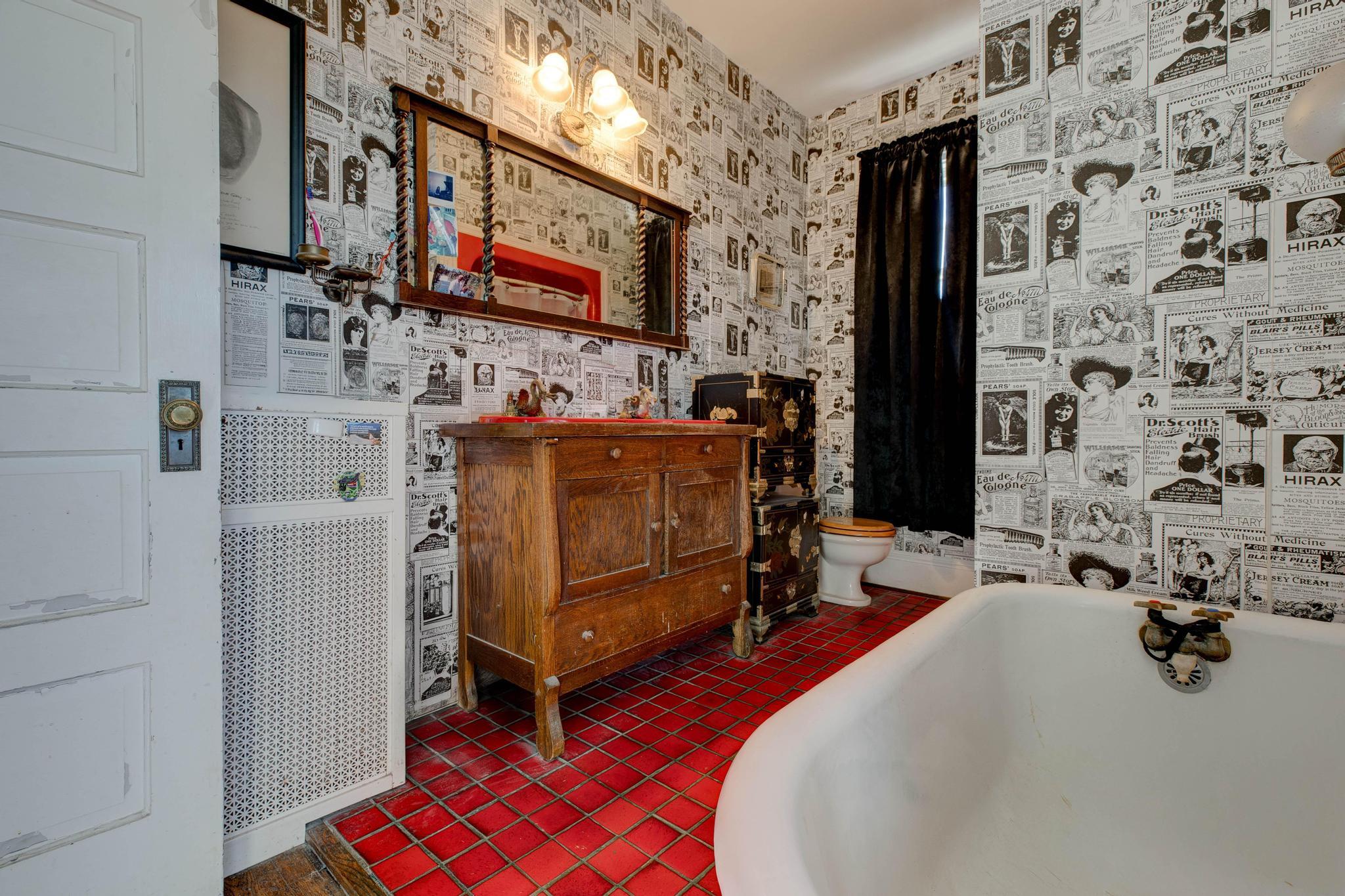 Winchester, Kentucky, 40391, United States, 3 Bedrooms Bedrooms, ,3 BathroomsBathrooms,Residential,For Sale,1992796