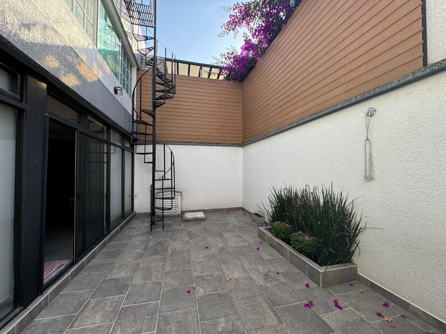 Hacienda de Xajay, Naucalpan de Juárez, Estado de méxico, 53300, Mexico, 2 Bedrooms Bedrooms, ,2 BathroomsBathrooms,Residential,For Sale,Hacienda de Xajay,1671832