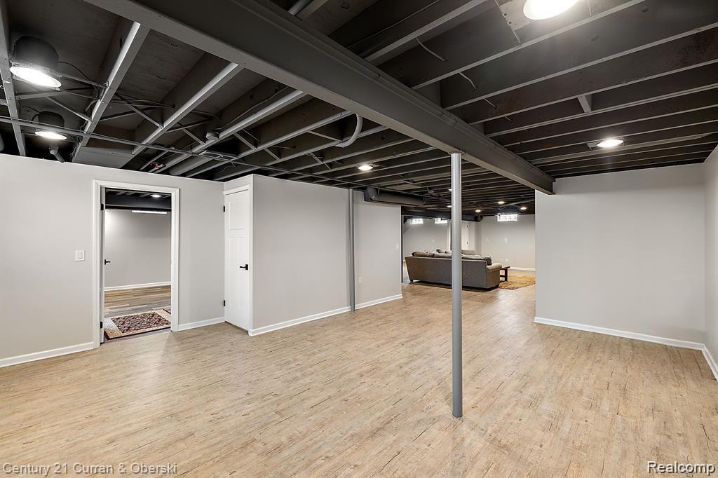 Livonia, Michigan, 48152, United States, 3 Bedrooms Bedrooms, ,3 BathroomsBathrooms,Residential,For Sale,1980110