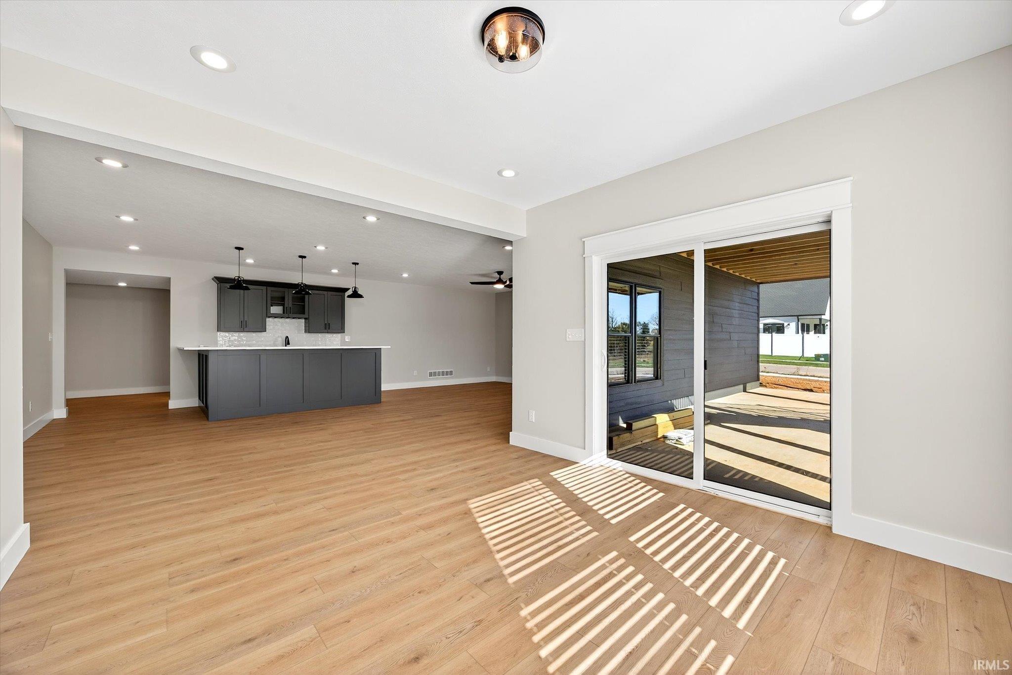 Bloomington, Indiana, 47401, United States, 5 Bedrooms Bedrooms, ,3 BathroomsBathrooms,Residential,For Sale,1987422