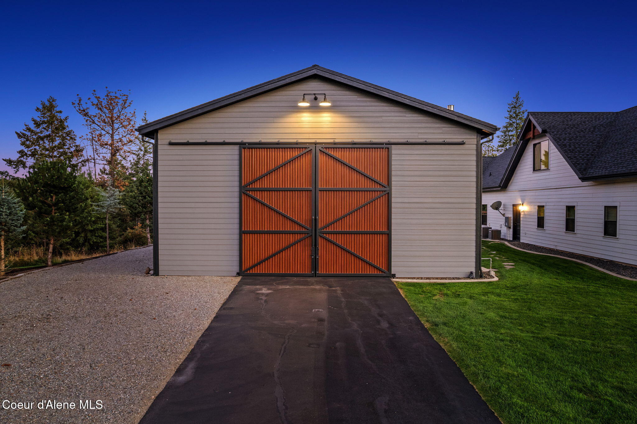 Coeur d'Alene, Idaho, 83814, United States, 3 Bedrooms Bedrooms, ,3 BathroomsBathrooms,Residential,For Sale,1976305