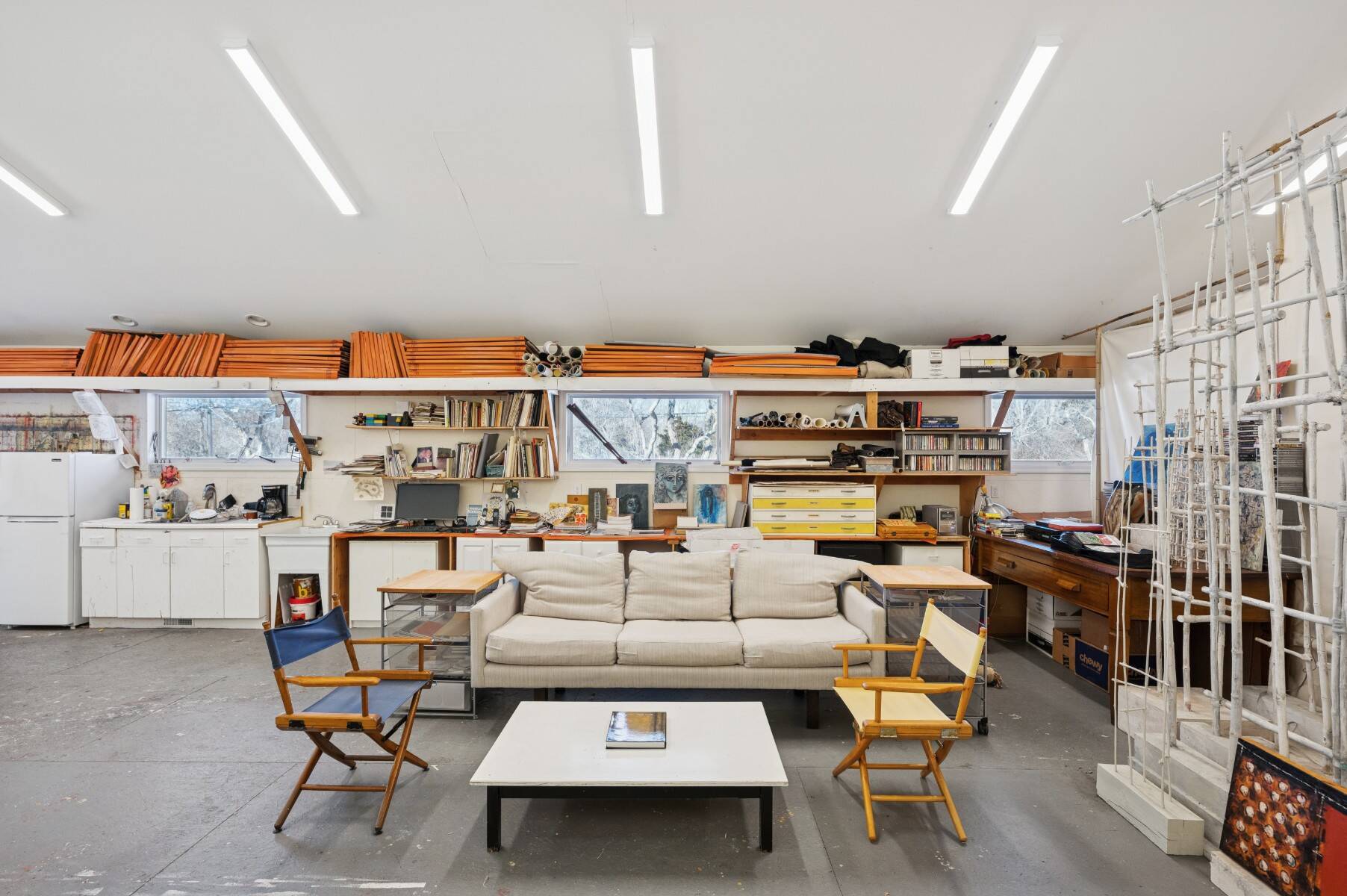  Live, Create, Escape. A Modernist 6 BR Coastal Compound - 物件實景