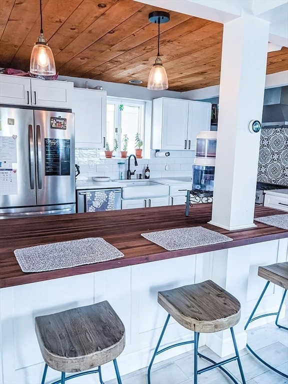 Easton, Massachusetts, 02356, United States, 3 Bedrooms Bedrooms, ,2 BathroomsBathrooms,Residential,For Sale,1988046