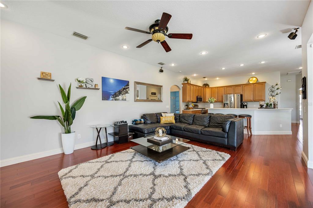 Bradenton, Florida, 34212, United States, 4 Bedrooms Bedrooms, ,3 BathroomsBathrooms,Residential,For Sale,1942233