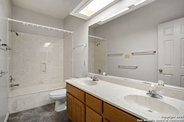 Boerne, Texas, 78015, United States, 4 Bedrooms Bedrooms, ,3 BathroomsBathrooms,Residential,For Sale,1972821