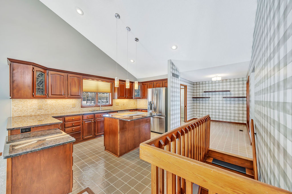 Oxford, Ohio, 45056, United States, 3 Bedrooms Bedrooms, ,3 BathroomsBathrooms,Residential,For Sale,2014049