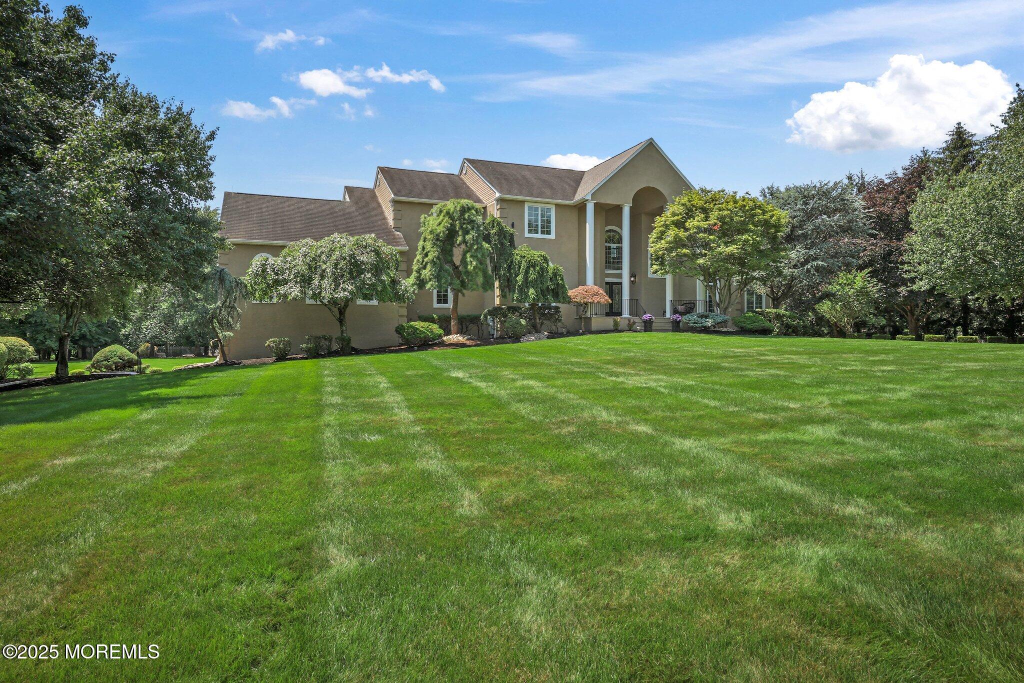 Manalapan, New Jersey, 07726, United States, 5 Bedrooms Bedrooms, ,7 BathroomsBathrooms,Residential,For Sale,1979083