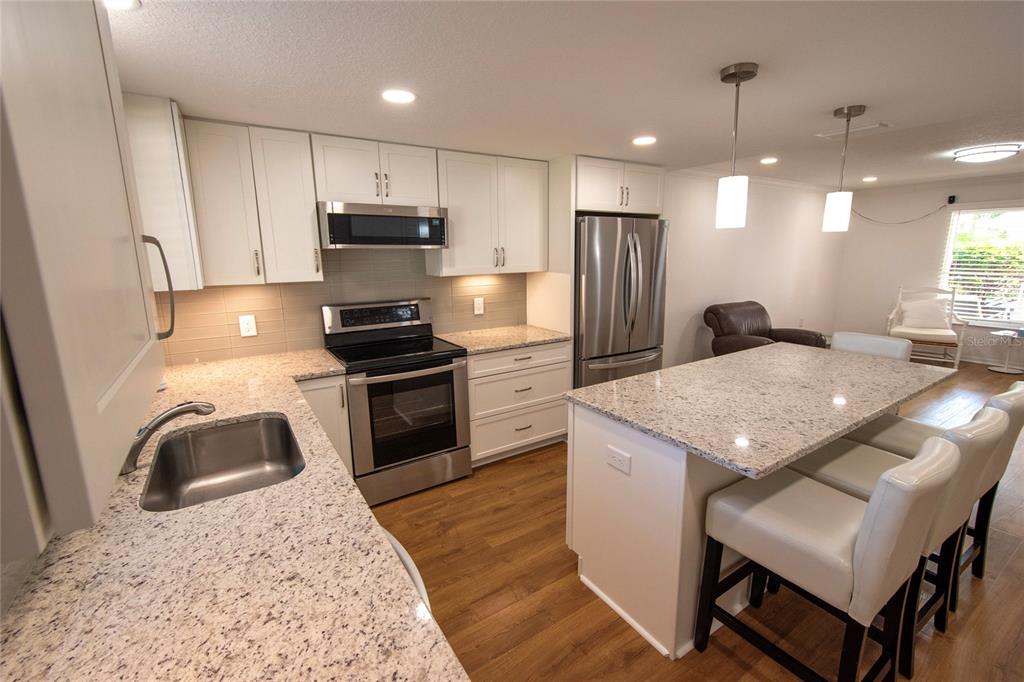 Sarasota, Florida, 34236, United States, 3 Bedrooms Bedrooms, ,2 BathroomsBathrooms,Residential,For Sale,1995598