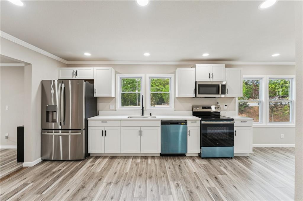 Atlanta, Georgia, 30338, United States, 3 Bedrooms Bedrooms, ,2 BathroomsBathrooms,Residential,For Sale,2037309