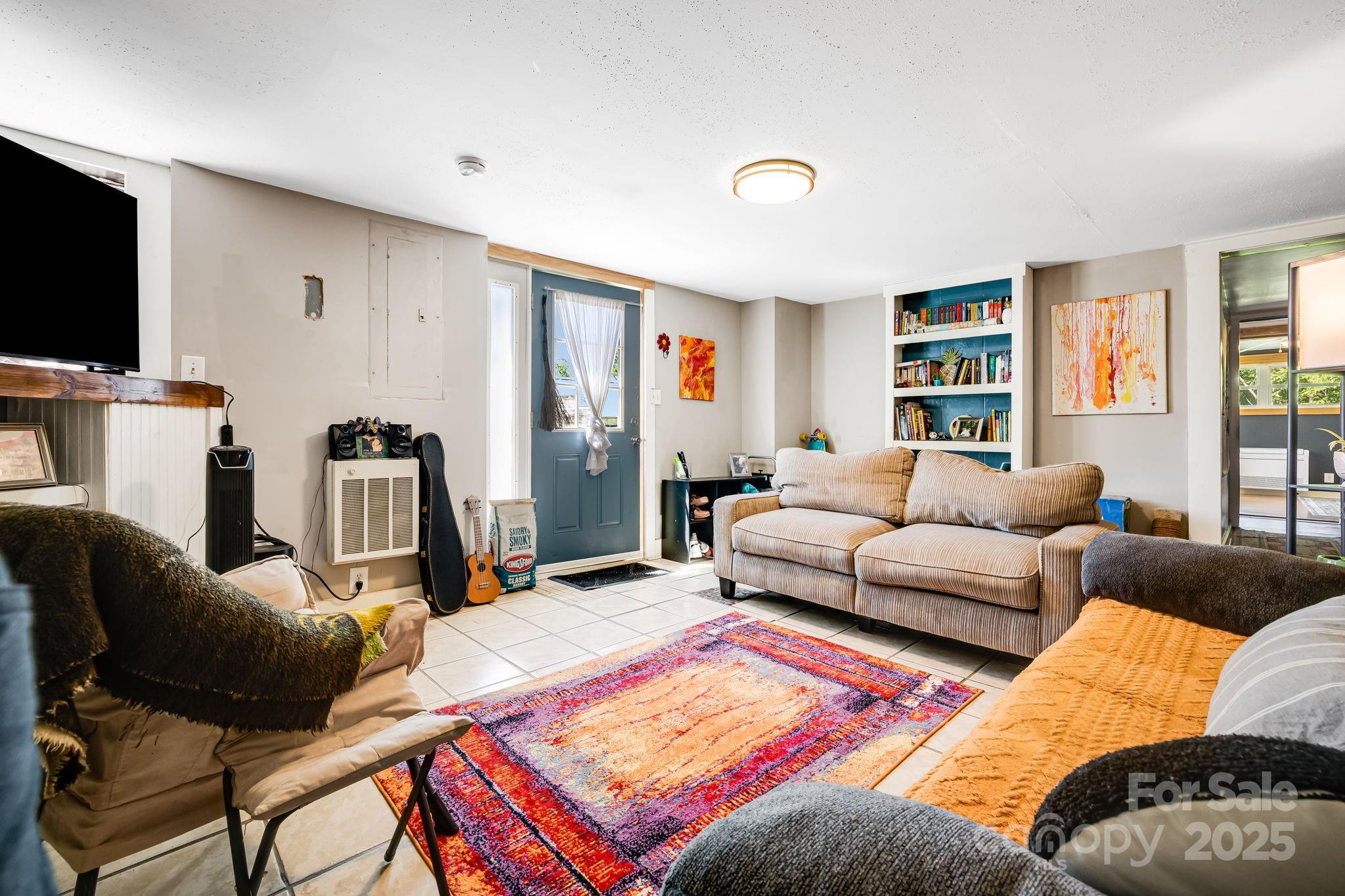 Asheville, North Carolina, 28804, United States, 4 Bedrooms Bedrooms, ,2 BathroomsBathrooms,Residential,For Sale,1977861