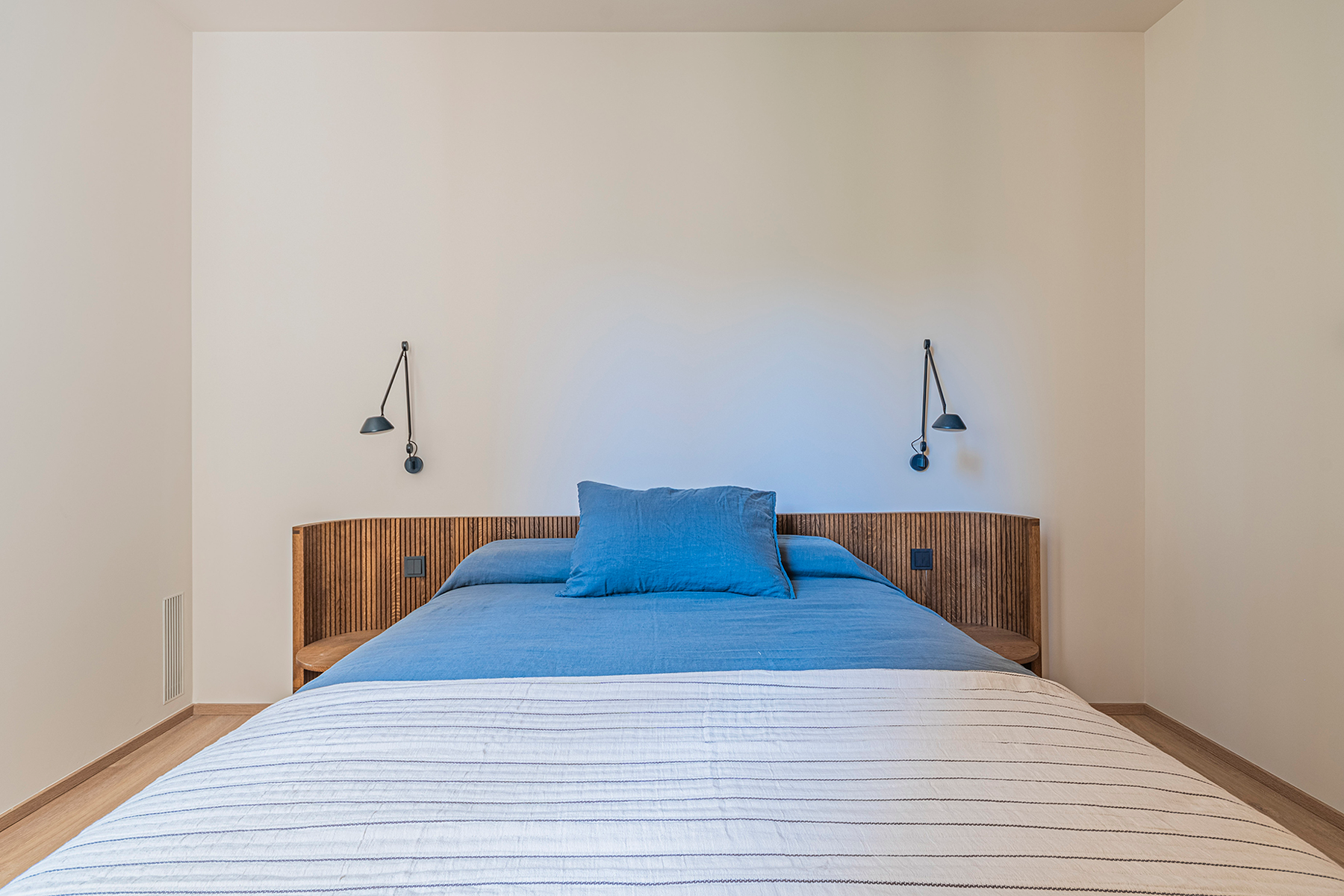  Modernist flat in Eixample with premium finishes in the Quadrat d