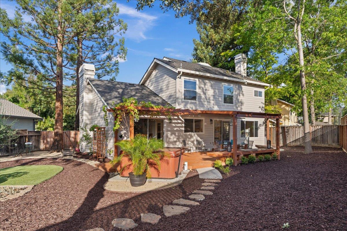 Los Gatos, California, 95032, United States, 4 Bedrooms Bedrooms, ,3 BathroomsBathrooms,Residential,For Sale,1941707