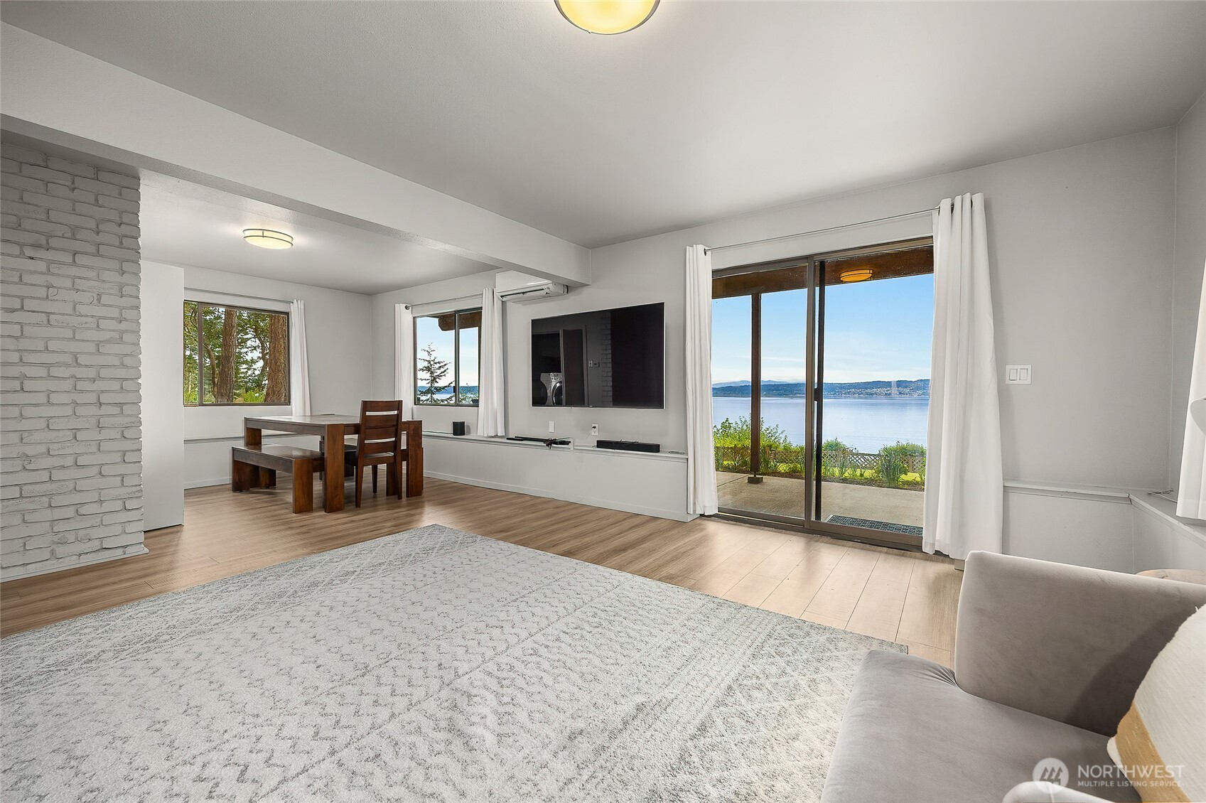 Coupeville, Washington, 98239, United States, 2 Bedrooms Bedrooms, ,2 BathroomsBathrooms,Residential,For Sale,1767048