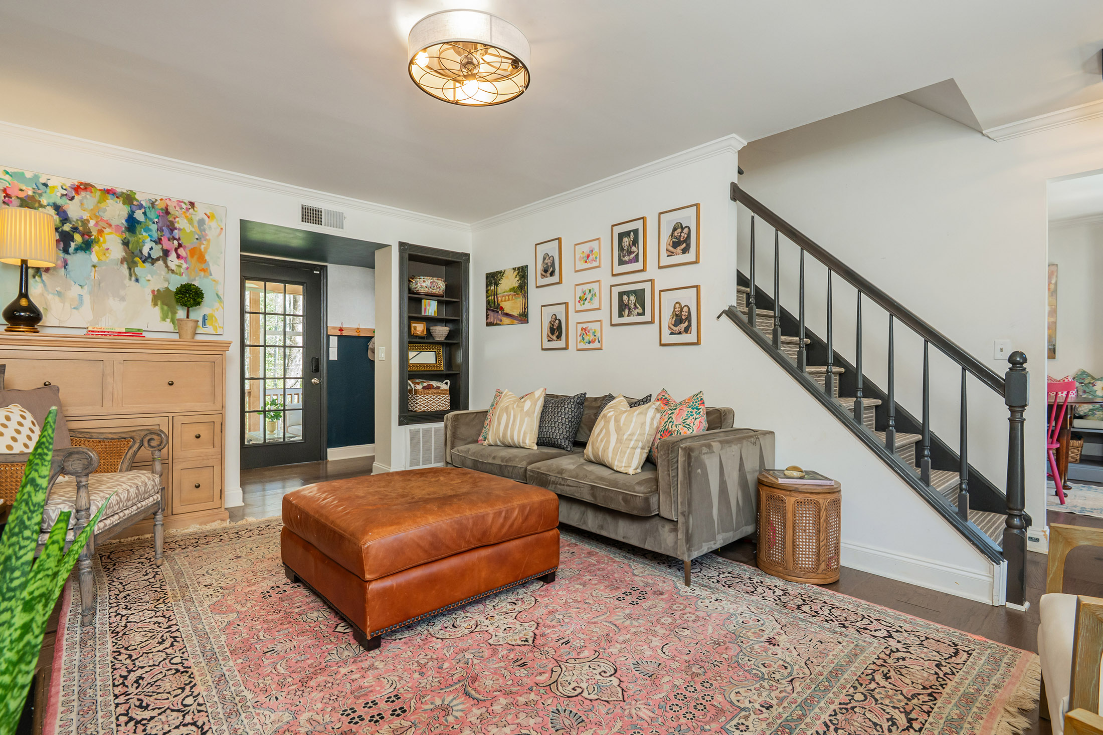  Walk to Canton Street, Private Creekside Backyard, Newly Priced 3-BR in Downtown - 物件實景