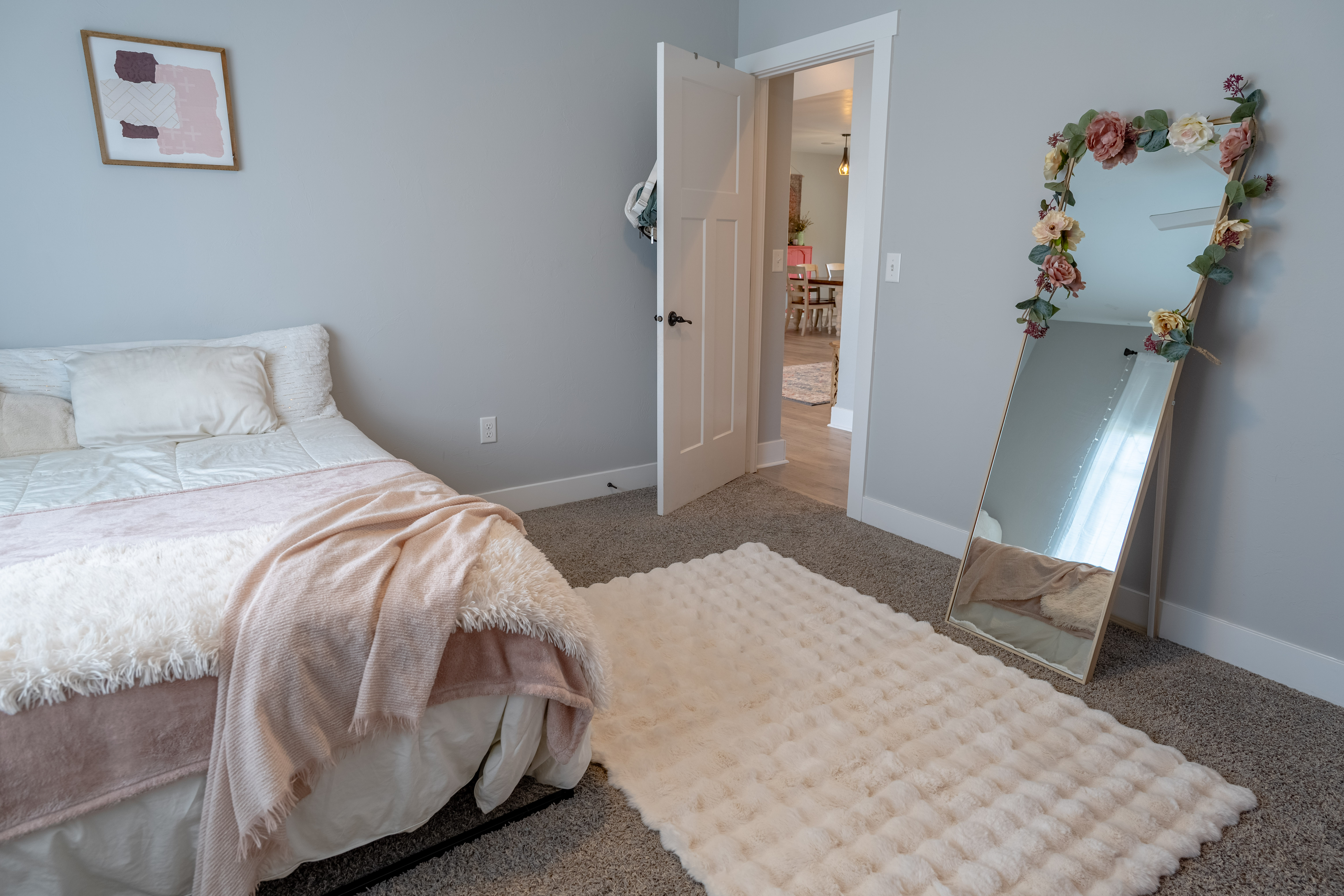 Montana City, Montana, 59634, United States, 8 Bedrooms Bedrooms, ,5 BathroomsBathrooms,Residential,For Sale,1977142