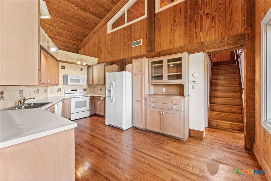 Belton, Texas, 76513, United States, 3 Bedrooms Bedrooms, ,2 BathroomsBathrooms,Residential,For Sale,1823682