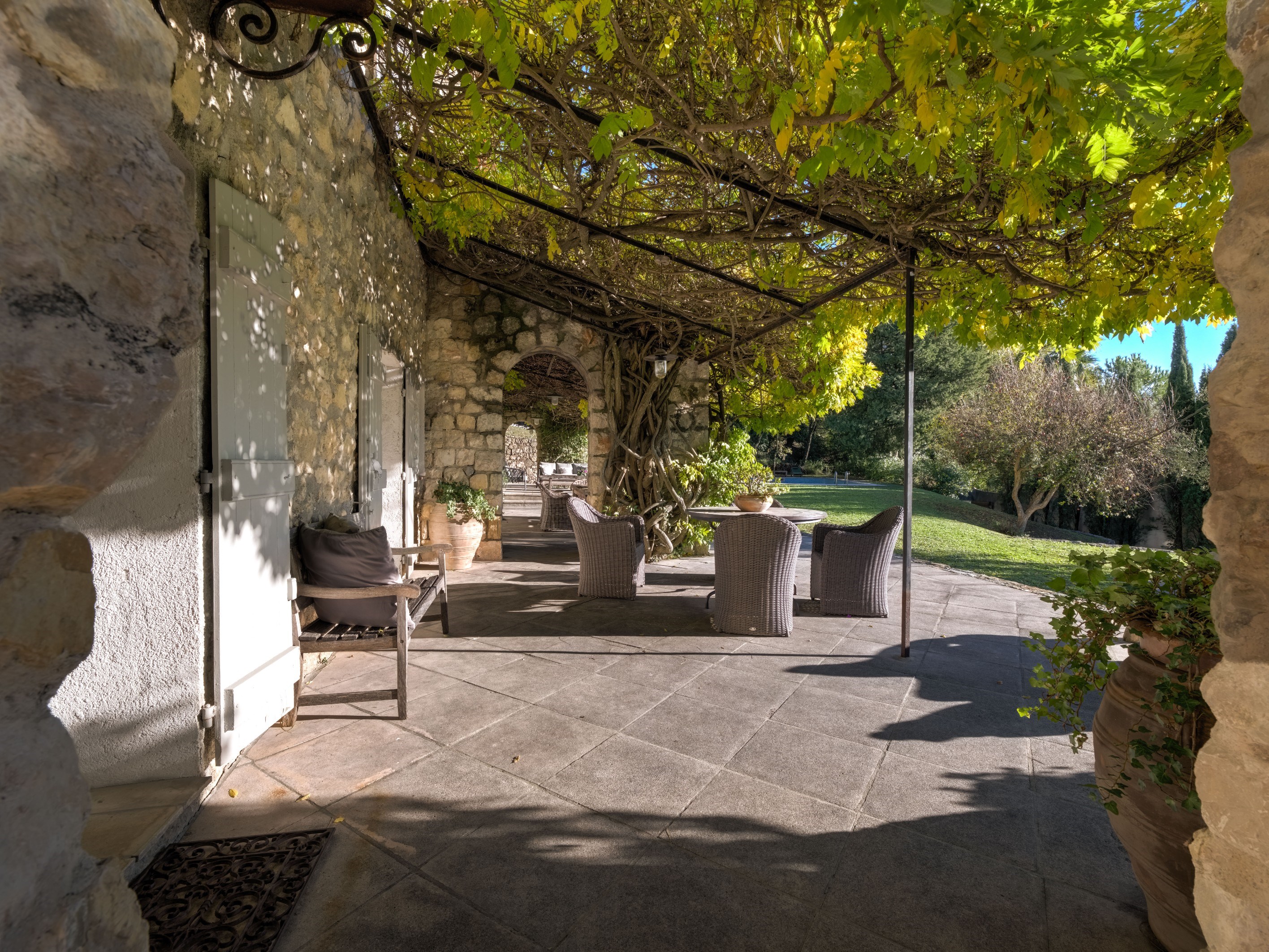 19th-century stone mas for sale, pool and guest house, provence côte d’azur - 物件實景
