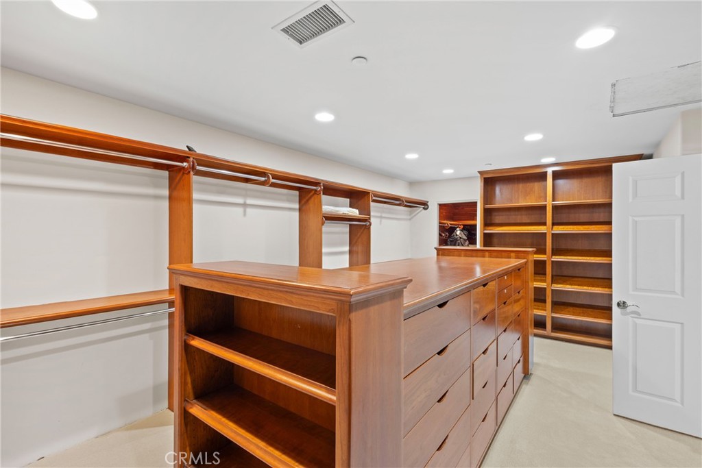 Claremont, California, 91711, United States, 4 Bedrooms Bedrooms, ,6 BathroomsBathrooms,Residential,For Sale,1893668