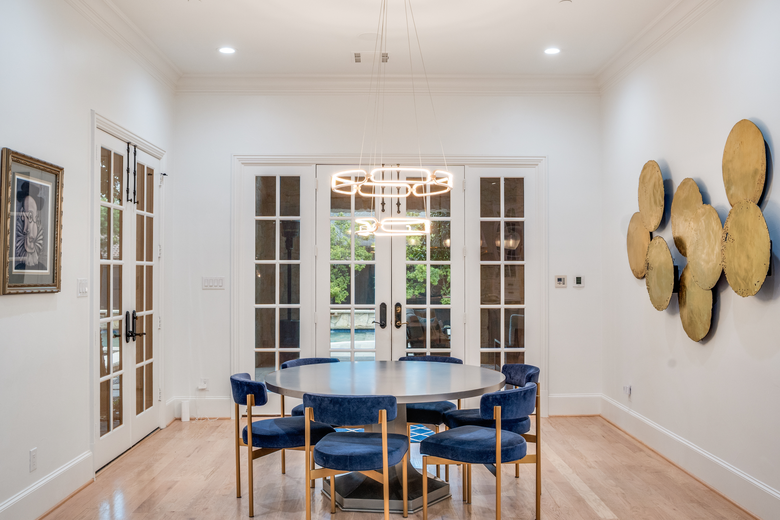  Grand, Light-Filled Retreat Designed for Entertaining in Preston Hollow - 物件實景