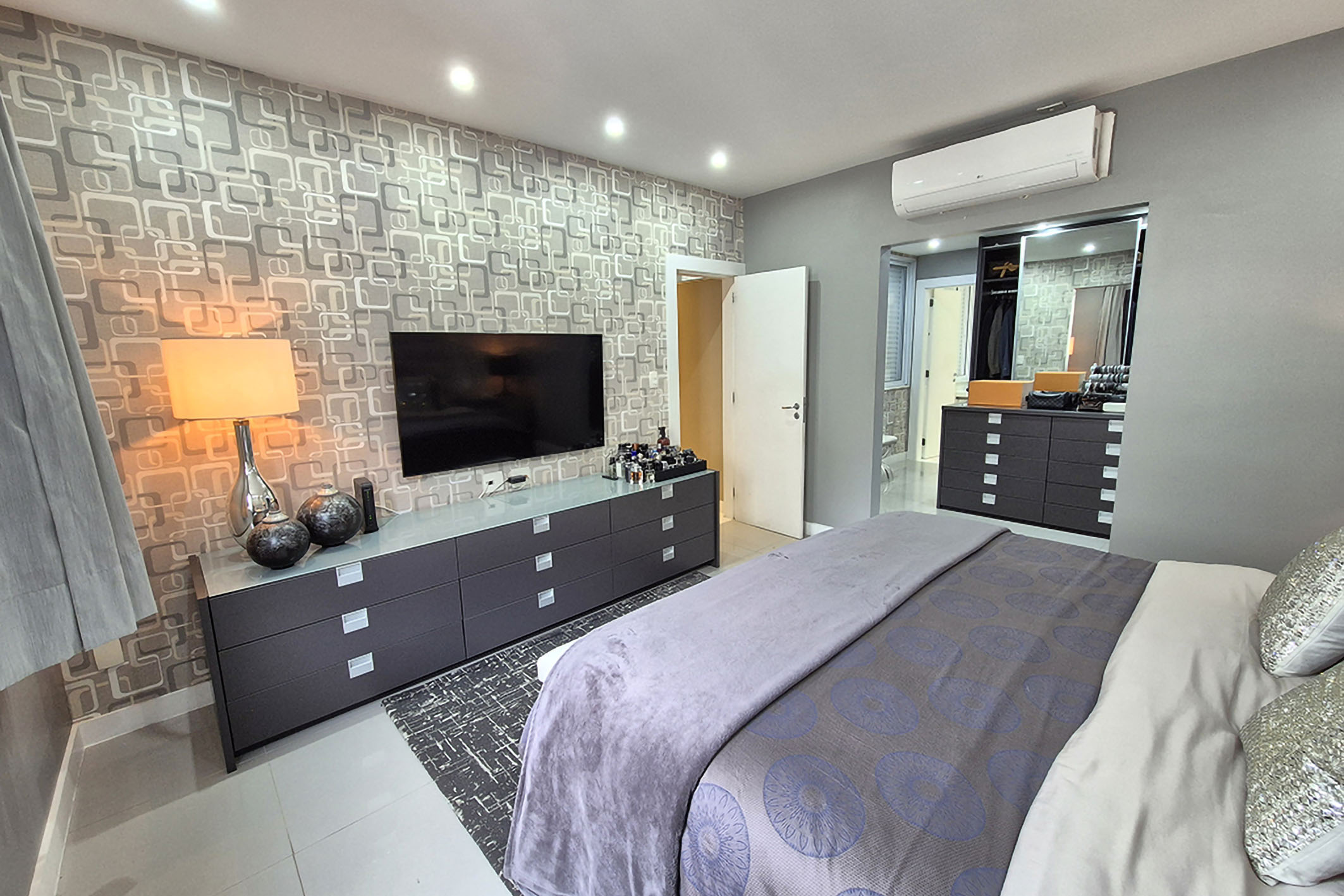  Renovated apartment with three suites on a high floor in Posto 5 - 物件實景