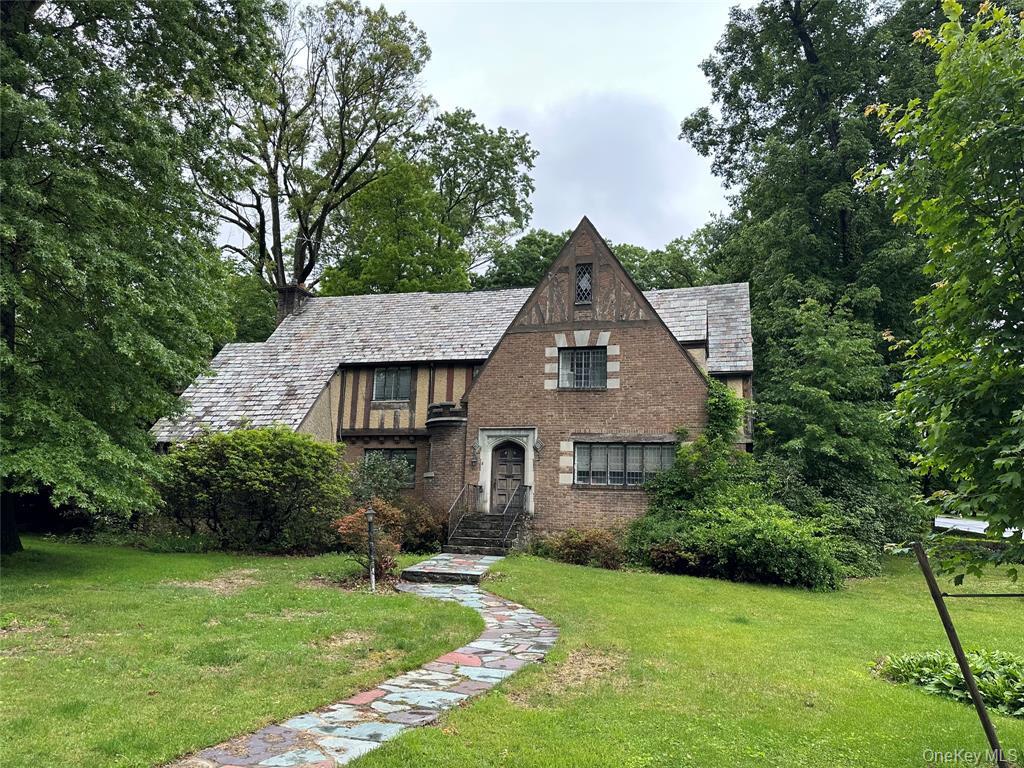 Larchmont, New York, 10538, United States, 5 Bedrooms Bedrooms, ,5 BathroomsBathrooms,Residential,For Sale,1984042