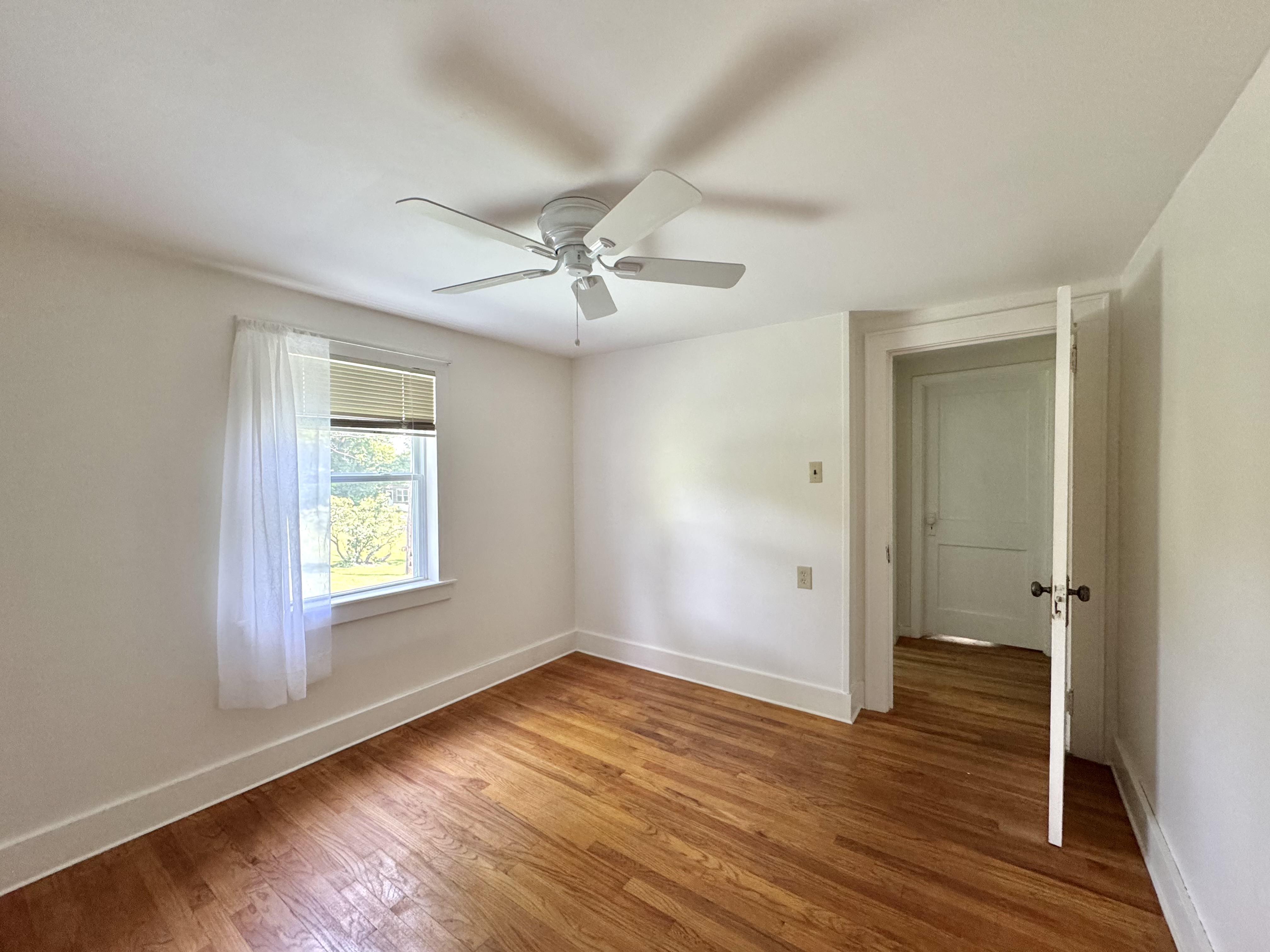 Catskill, New York, 12414, United States, 6 Bedrooms Bedrooms, ,3 BathroomsBathrooms,Residential,For Sale,1983582