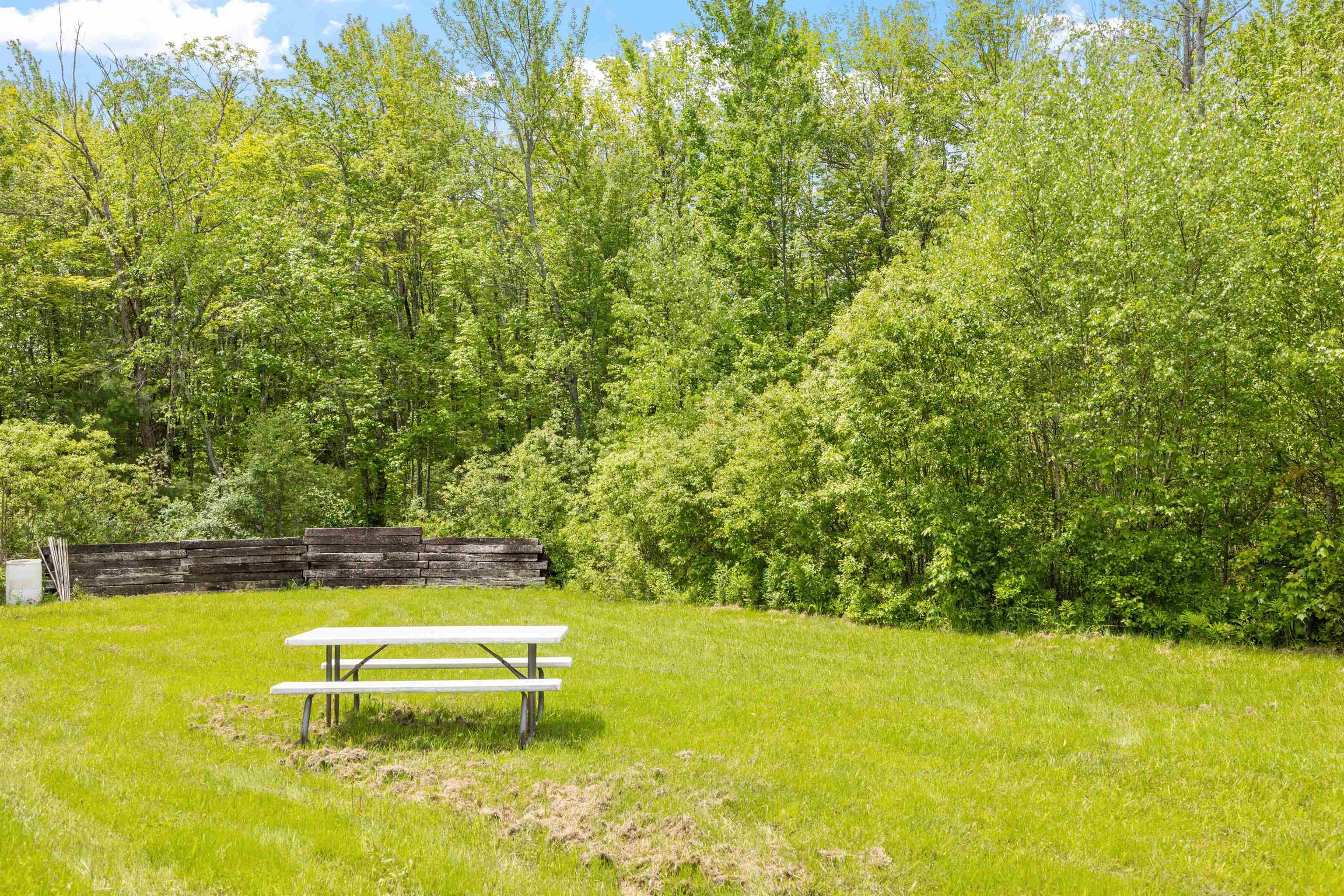 Hillsborough, New Hampshire, 03244, United States, 3 Bedrooms Bedrooms, ,2 BathroomsBathrooms,Residential,For Sale,1840284