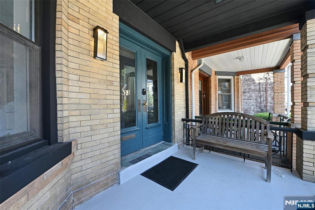 Jersey City, New Jersey, 07306, United States, 9 Bedrooms Bedrooms, ,6 BathroomsBathrooms,Residential,For Sale,1926264