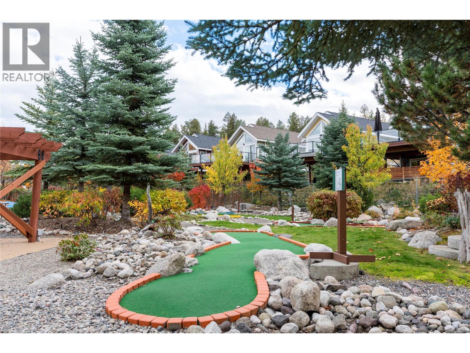 KELOWNA, British Columbia, V1Z 3R8, CA, 2 Bedrooms Bedrooms, ,2 BathroomsBathrooms,Residential,For Sale,1950857