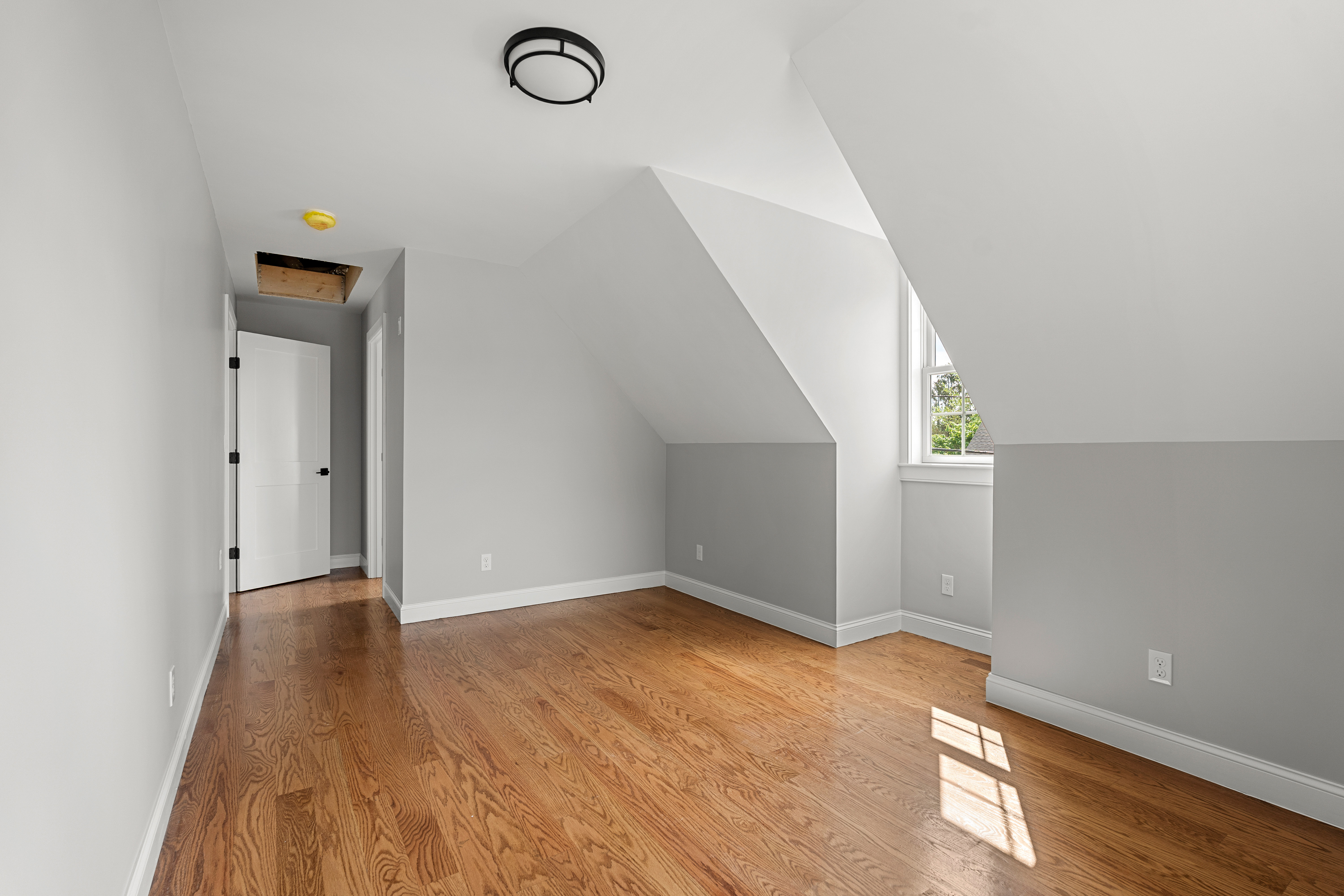  6 Monroe Street, Amesbury, MA, 01913 - 物件實景
